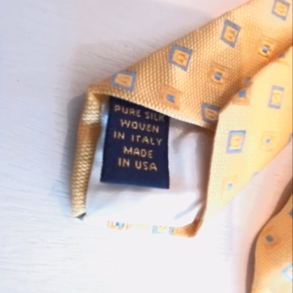 BROOKS BROTHERS (Made in Italy) 100% Silk Tie - Picture 2 of 12